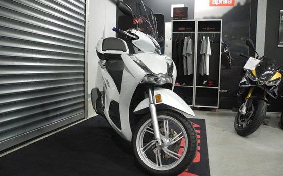 Gebrauchtmotorrad Honda SH350i - Bild 4