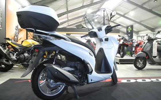 Gebrauchtmotorrad Honda SH350i - Bild 7