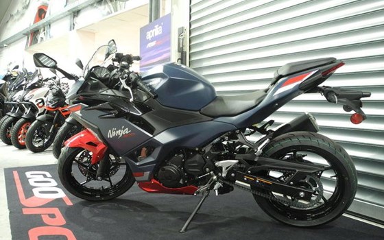 Neufahrzeug Kawasaki Ninja 500 SE - Bild 2