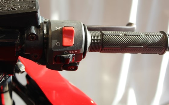 Gebrauchtmotorrad Kawasaki GPZ 500 S - Bild 13