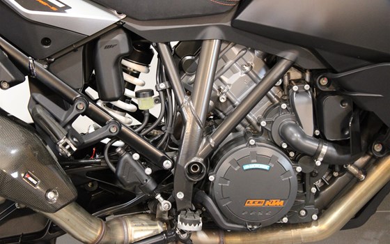 Gebrauchtmotorrad KTM 1290 Super Adventure S - Bild 9