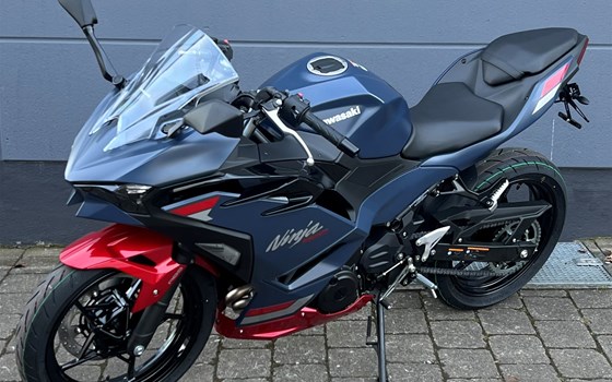 Neufahrzeug Kawasaki Ninja 500 SE - Bild 4