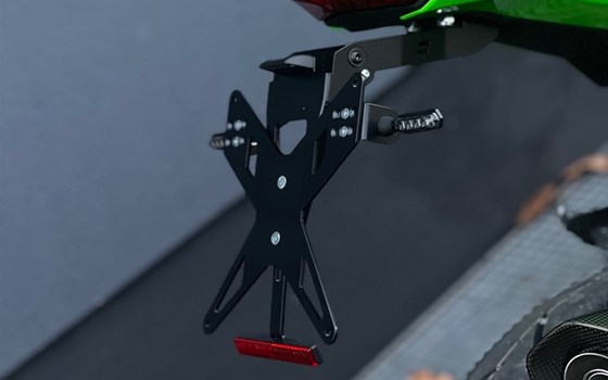 Neufahrzeug Kawasaki Ninja ZX-4RR - Bild 4