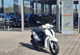 Neumotorrad Piaggio Liberty 125 S