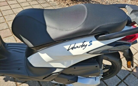 Neufahrzeug Piaggio Liberty 125 S - Bild 11