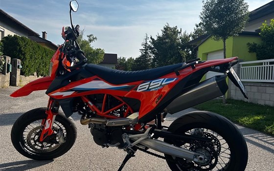 Gebrauchtmotorrad KTM 690 SMC R - Bild 1