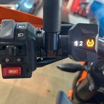 Gebrauchtmotorrad KTM 690 SMC R - Bild 5