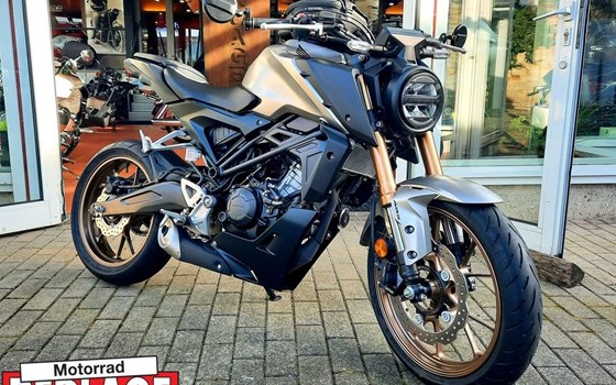 Gebrauchtmotorrad Honda CB125R - Bild 1