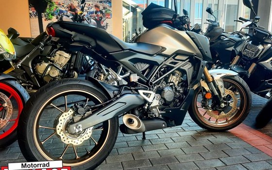 Gebrauchtmotorrad Honda CB125R - Bild 2