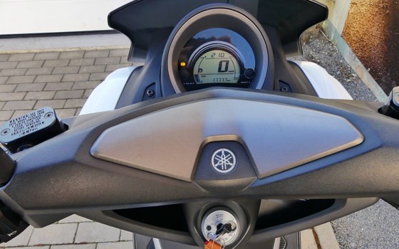 Gebrauchtmotorrad Yamaha NMAX 125 - Bild 8