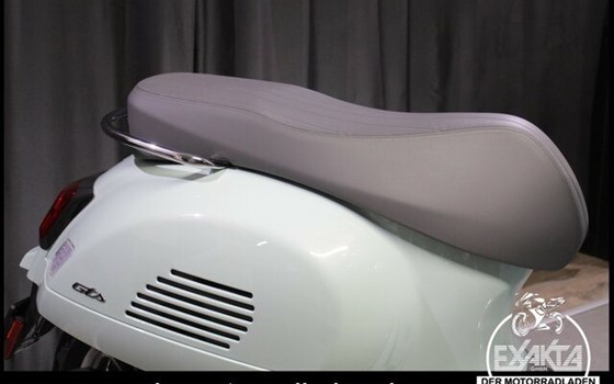 Gebrauchtmotorrad Vespa GTS 125 - Bild 25