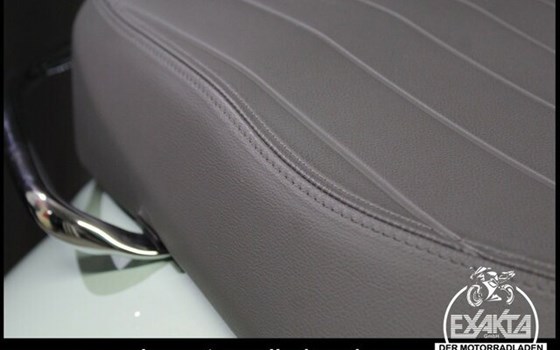 Gebrauchtmotorrad Vespa GTS 125 - Bild 27