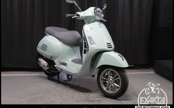 Gebrauchtmotorrad Vespa GTS 125 - Bild 7