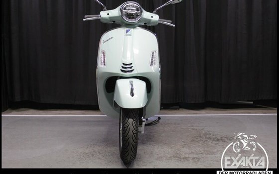 Gebrauchtmotorrad Vespa GTS 125 - Bild 8