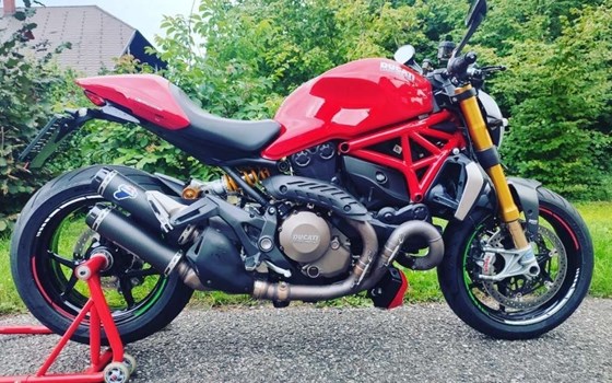 Gebrauchtmotorrad Ducati Monster 1200 S - Bild 1