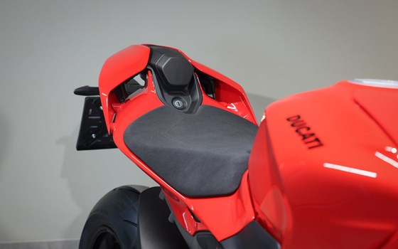 Neufahrzeug Ducati Panigale V4 S - Bild 4