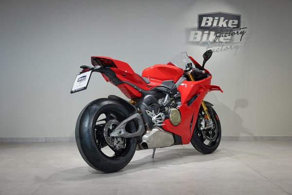 Ducati Panigale V4 S (rot) - Bild 5