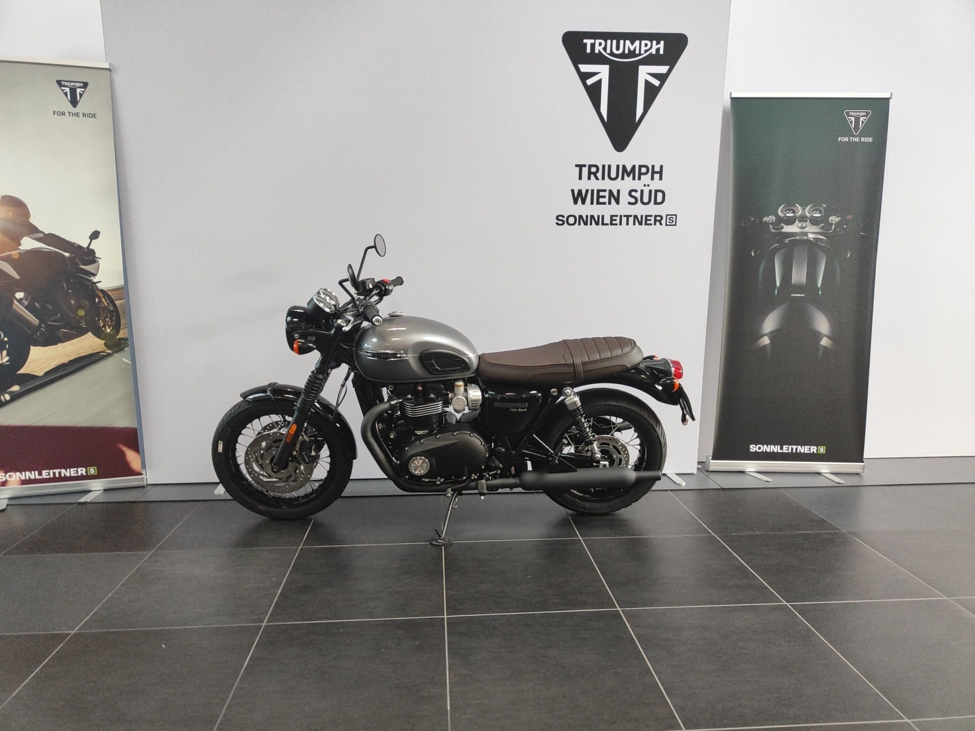 Triumph Bonneville T120 Black<br />DTB