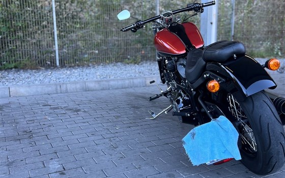 Gebrauchtmotorrad Harley-Davidson Softail Blackline FXS - Bild 2