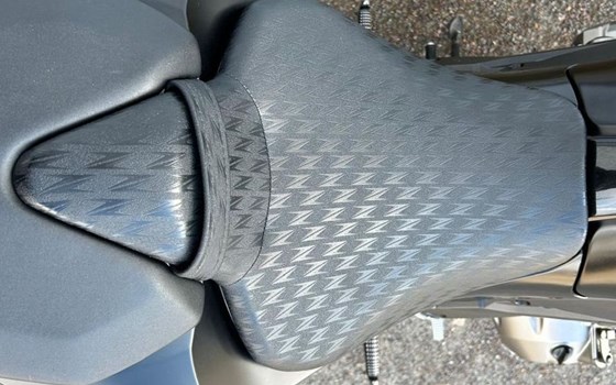 Gebrauchtmotorrad Kawasaki Z1000 - Bild 11