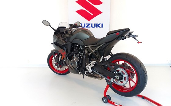 Neufahrzeug Suzuki GSX-8R - Bild 5