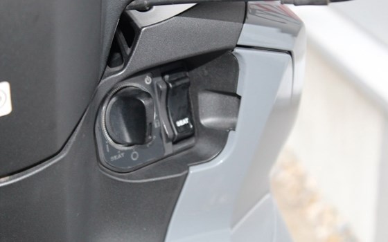 Gebrauchtmotorrad Honda SH300i - Bild 10