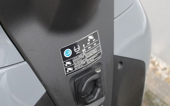 Gebrauchtmotorrad Honda SH300i - Bild 14