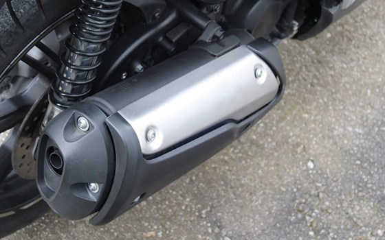 Gebrauchtmotorrad Honda SH300i - Bild 19