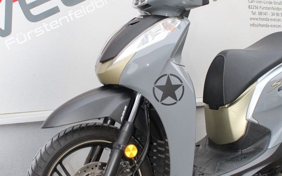 Gebrauchtmotorrad Honda SH300i - Bild 4