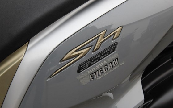 Gebrauchtmotorrad Honda SH300i - Bild 7