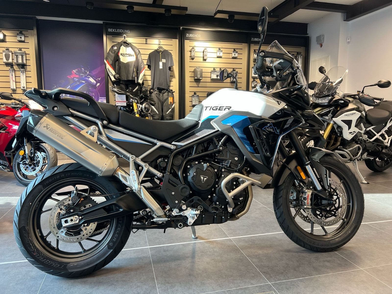 Triumph Tiger 900 Alpine Edition