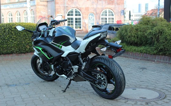 Gebrauchtmotorrad Kawasaki Ninja 650 - Bild 6