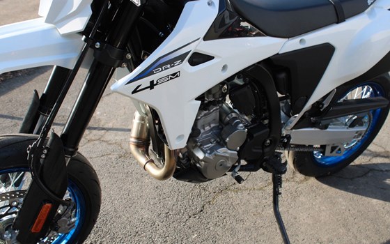 Neufahrzeug Suzuki DR-Z4SM - Bild 11