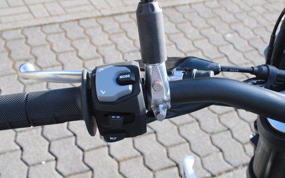 Neufahrzeug Suzuki DR-Z4SM - Bild 14