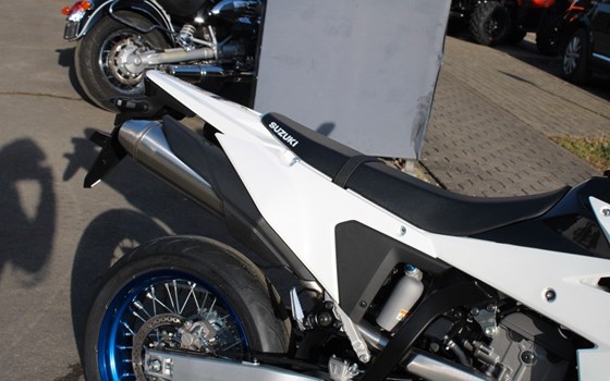 Neufahrzeug Suzuki DR-Z4SM - Bild 7