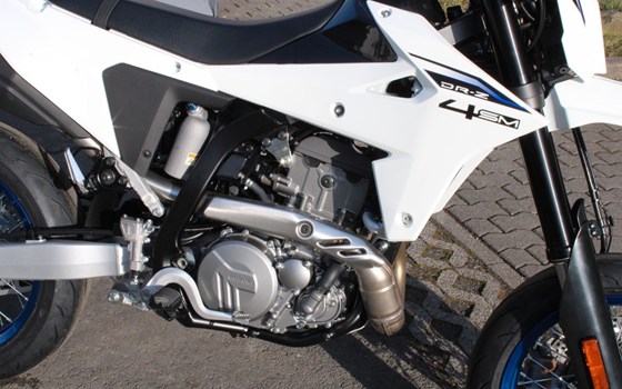 Neufahrzeug Suzuki DR-Z4SM - Bild 8