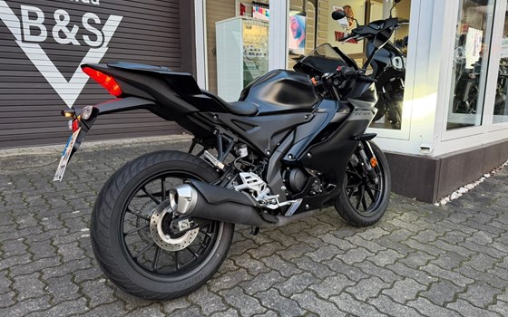 Gebrauchtmotorrad Yamaha R125 - Bild 3