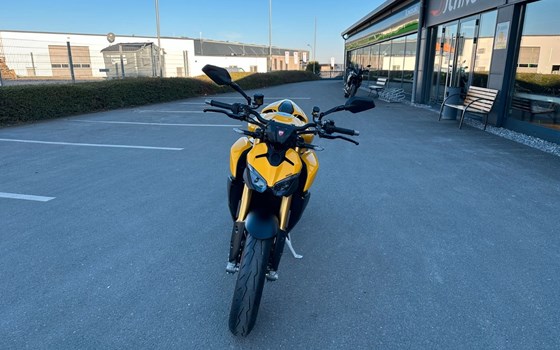 Neufahrzeug Ducati Streetfighter V2 S - Bild 2