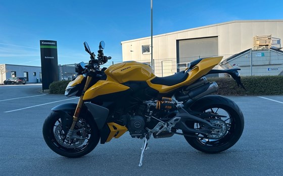 Neufahrzeug Ducati Streetfighter V2 S - Bild 4