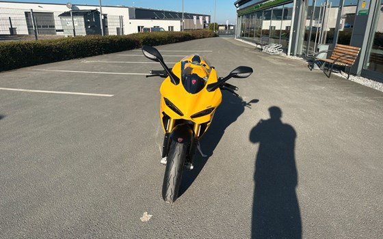 Neufahrzeug Ducati Panigale V2 S - Bild 2