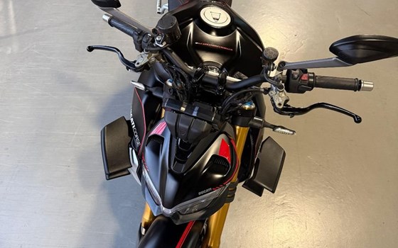 Gebrauchtmotorrad Ducati Streetfighter V4 S - Bild 7