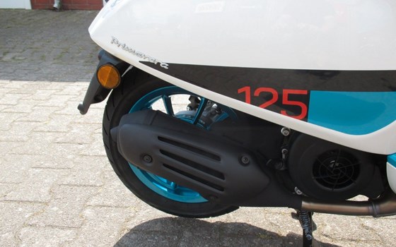 Neufahrzeug Vespa Primavera 125 - Bild 11