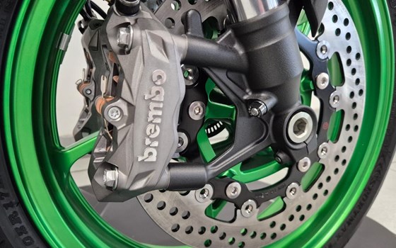 Neufahrzeug Kawasaki Z900 SE - Bild 7