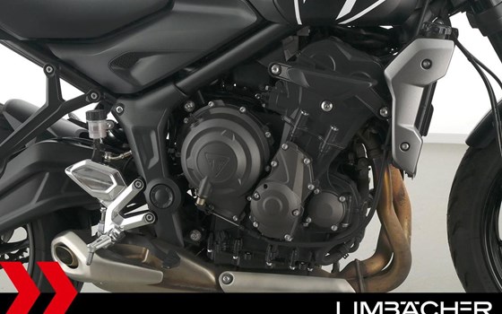 Gebrauchtmotorrad Triumph Trident 660 - Bild 23