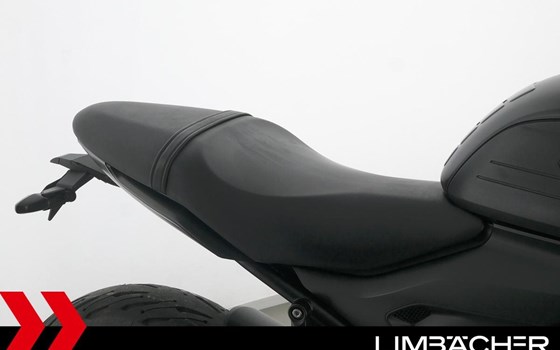 Gebrauchtmotorrad Triumph Trident 660 - Bild 24