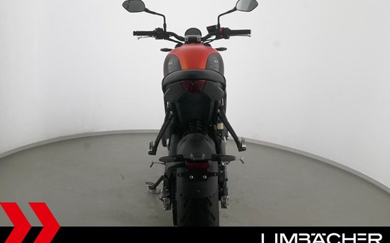 Gebrauchtmotorrad Triumph Trident 660 - Bild 16