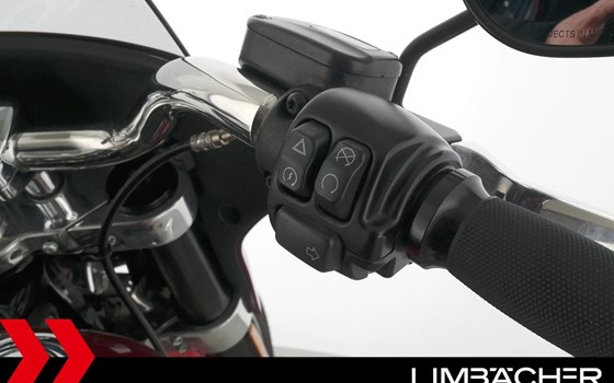 Gebrauchtmotorrad Harley-Davidson Softail Sport Glide FLSB - Bild 21