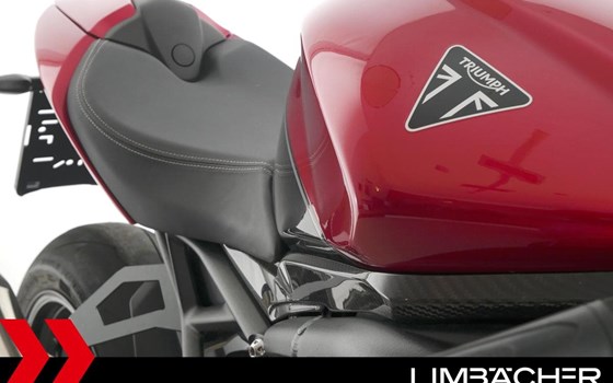 Gebrauchtmotorrad Triumph Speed Triple 1200 RR - Bild 17