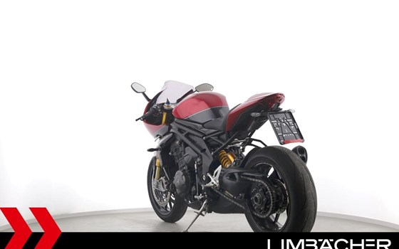 Gebrauchtmotorrad Triumph Speed Triple 1200 RR - Bild 7