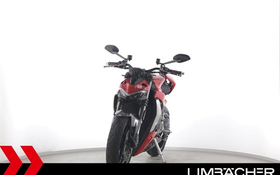 Gebrauchtmotorrad Ducati Streetfighter V2 - Bild 3